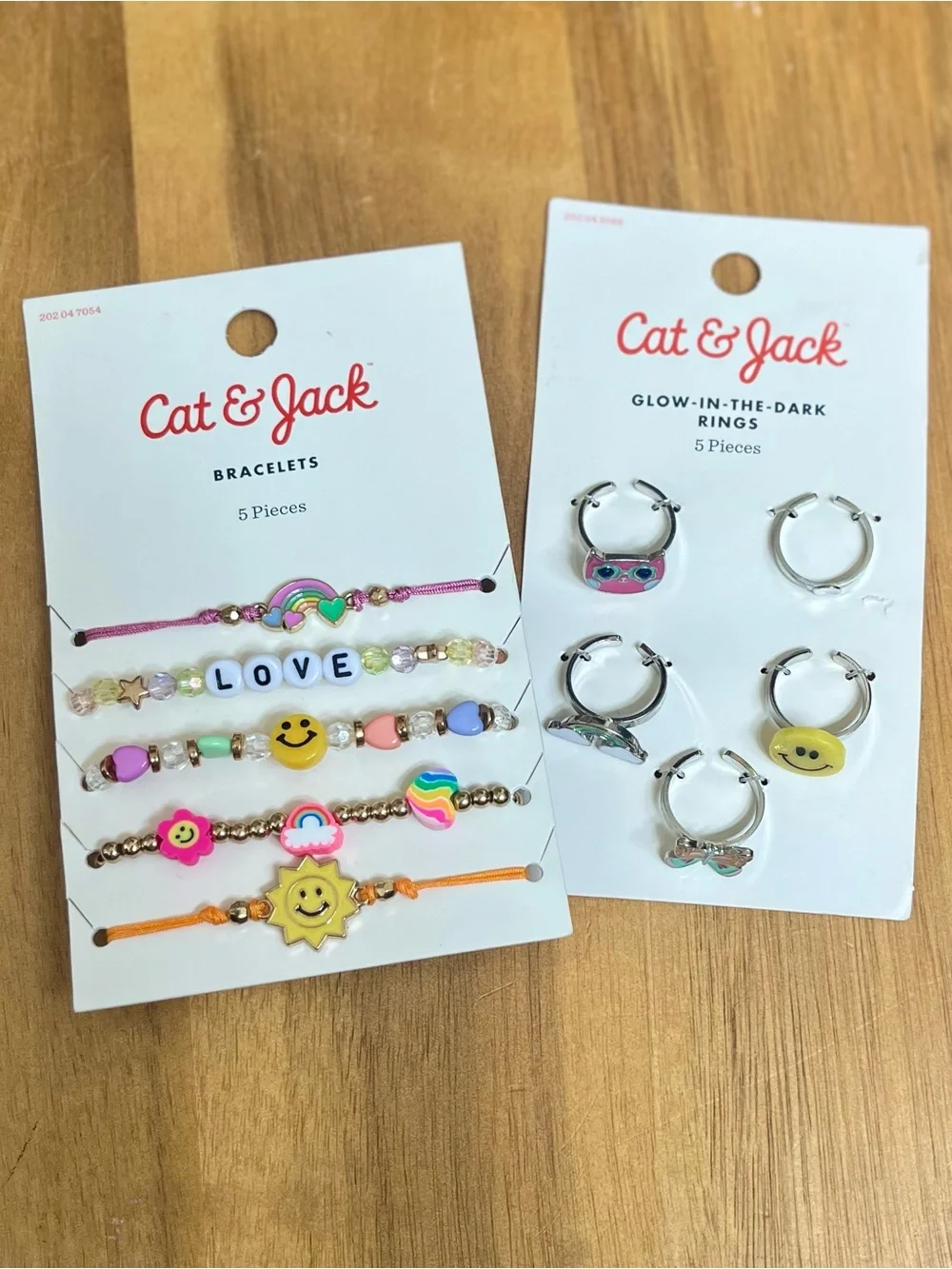 Cat & Jack - Kids Rainbow & Smile Bead Bracelet Set & Glow-in-the-Dark Ring Set